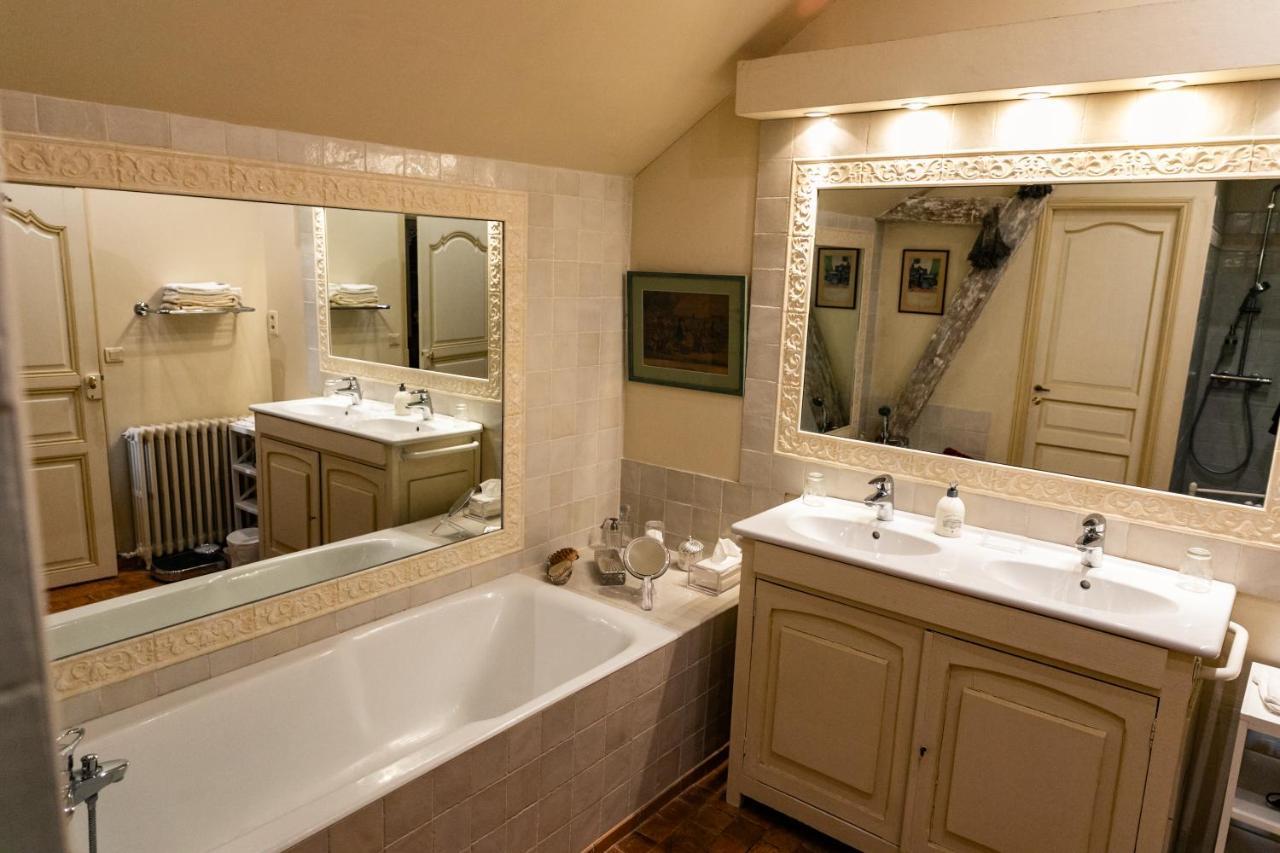 Manoir Du Bois Noblet Bed & Breakfast Louerre ภายนอก รูปภาพ