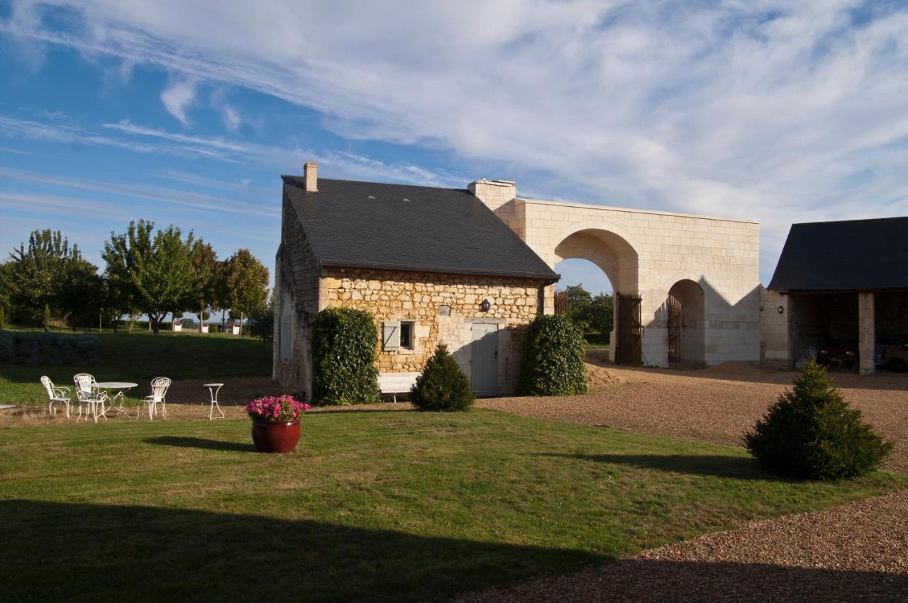 Manoir Du Bois Noblet Bed & Breakfast Louerre ภายนอก รูปภาพ