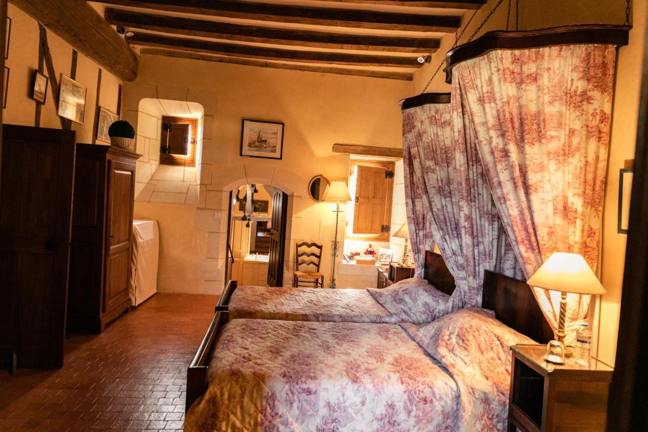 Manoir Du Bois Noblet Bed & Breakfast Louerre ภายนอก รูปภาพ